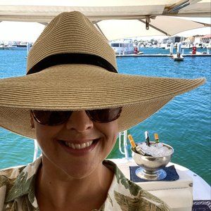 Meet your Posher, Jodi